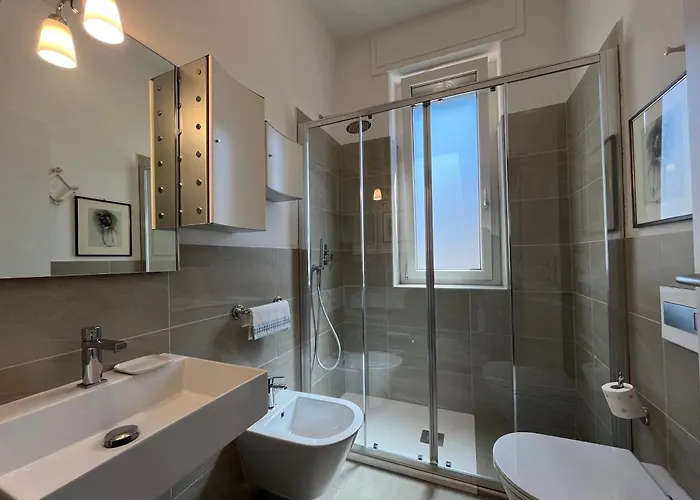 Apartment Orcagna With Parking Florenz